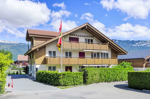 Photo 1 - Appartement de 3 chambres à Wilderswil avec jardin