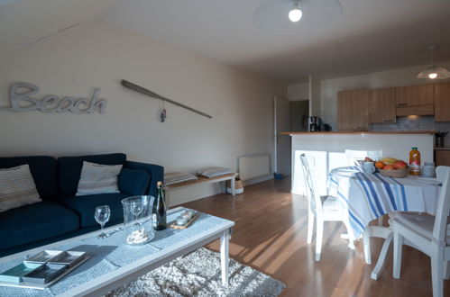 Foto 6 - Appartamento con 2 camere da letto a Pléneuf-Val-André con vista mare