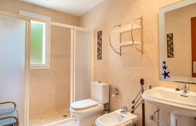 Casa de 8 quartos em Sant Llorenç des Cardassar com piscina privada e jardim - Foto 26