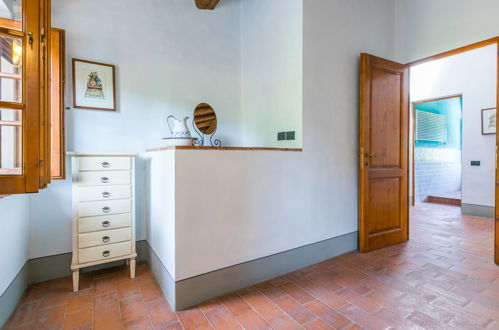 Foto 26 - Haus mit 2 Schlafzimmern in Castelfiorentino mit schwimmbad und garten