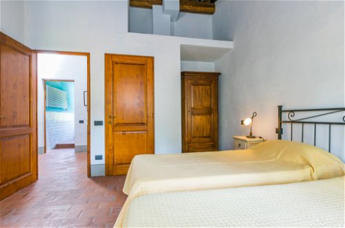 Photo 17 - 2 bedroom House in Castelfiorentino with swimming pool and garden
