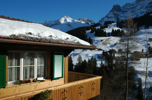 Foto 2 - Appartamento con 2 camere da letto a Adelboden con giardino