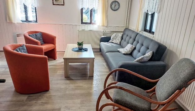Casa con 2 camere da letto a Kvasiny con piscina privata e giardino - Foto 4