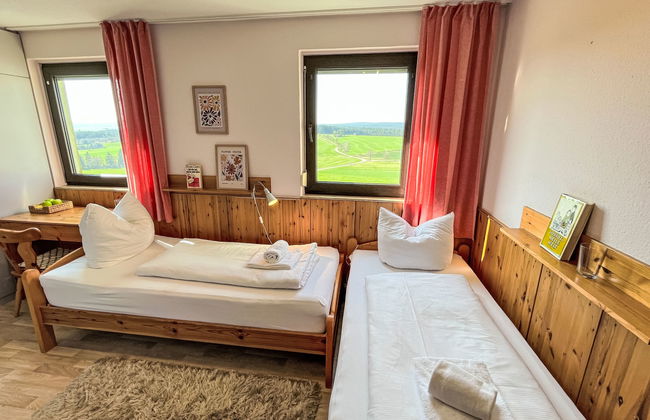 Apartamento de 2 quartos em Löffingen com piscina - Foto 8