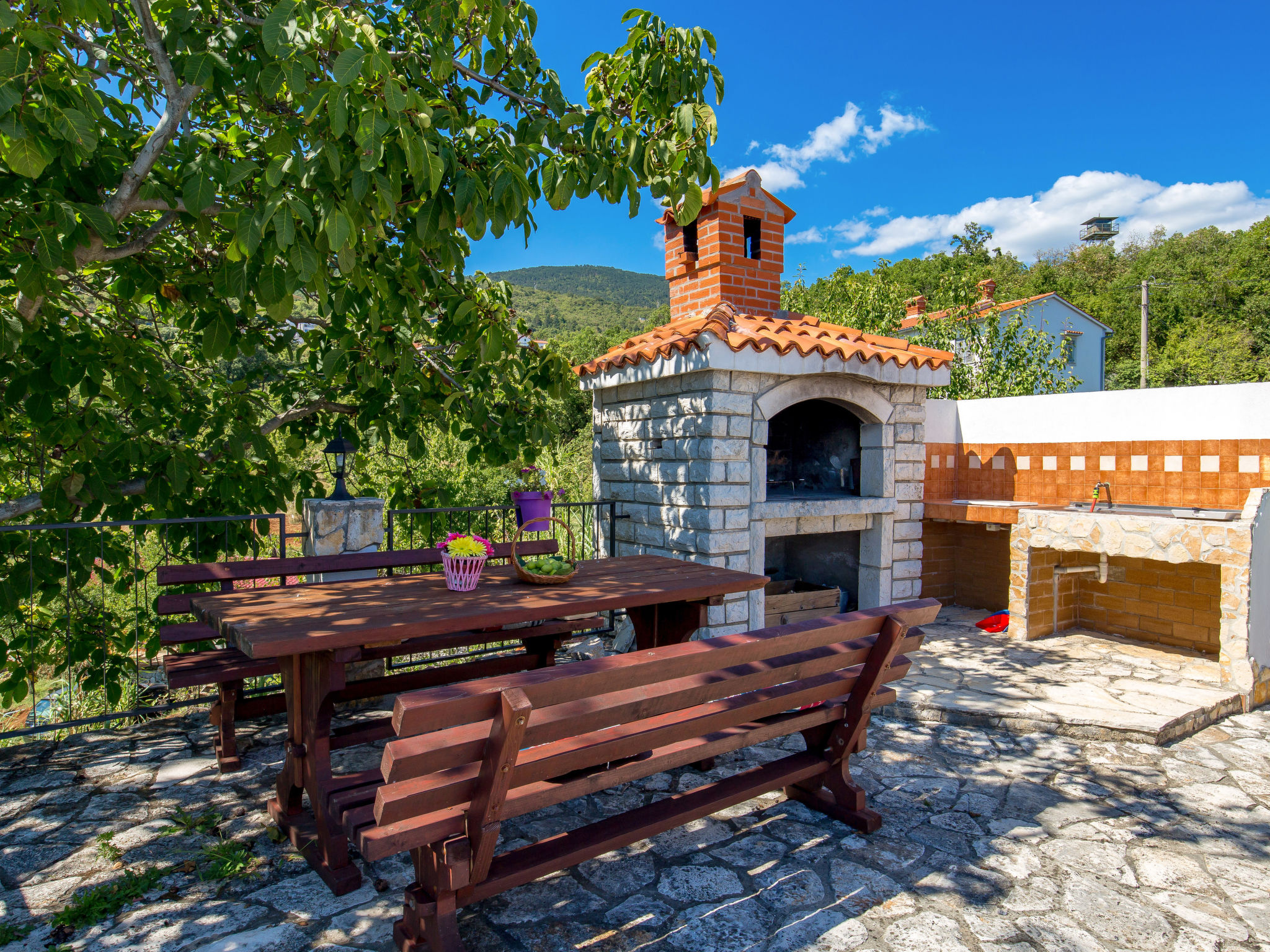 Foto 12 - Casa de 2 quartos em Mošćenička Draga com piscina privada e jardim