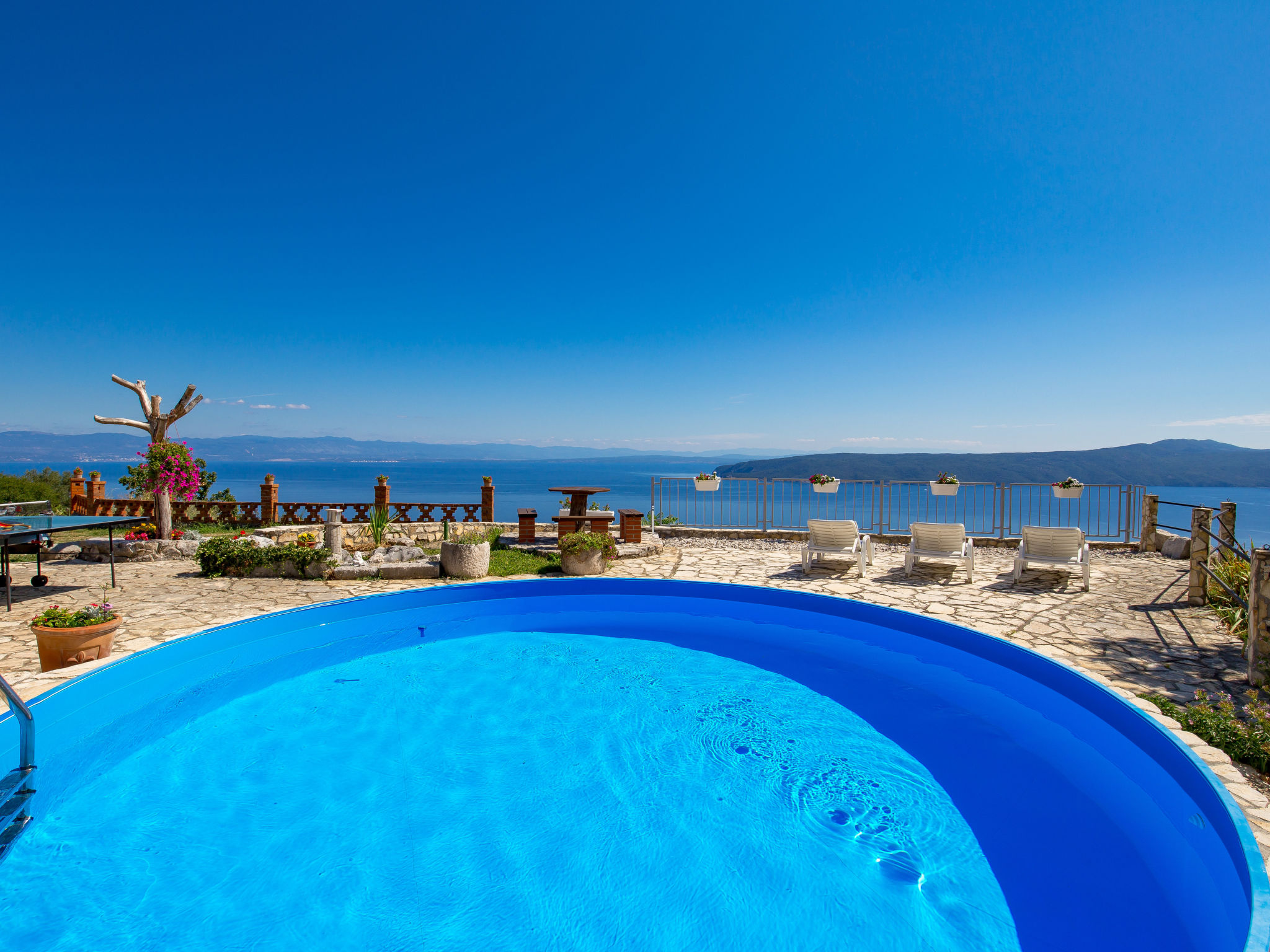 Photo 14 - Maison de 2 chambres à Mošćenička Draga avec piscine privée et vues à la mer