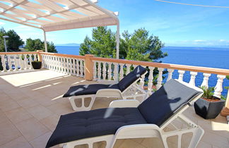 Foto 1 - Haus mit 2 Schlafzimmern in Blato mit terrasse und blick aufs meer