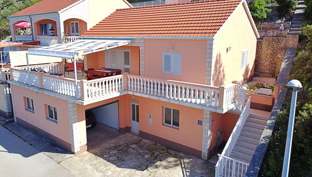 Maison de 3 chambres à Blato avec terrasse - Photo 2