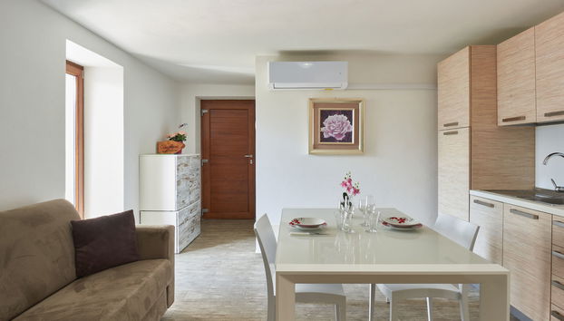 6 bedroom House in Vercana with garden and terrace - Photo 3