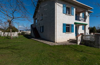 Foto 1 - Appartamento con 3 camere da letto a Prunelli-di-Fiumorbo con giardino e terrazza