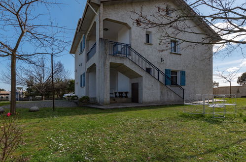 Photo 24 - 3 bedroom Apartment in Prunelli-di-Fiumorbo with garden and terrace