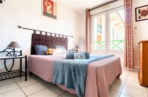 Foto 10 - Apartment mit 1 Schlafzimmer in Fréjus mit terrasse und blick aufs meer