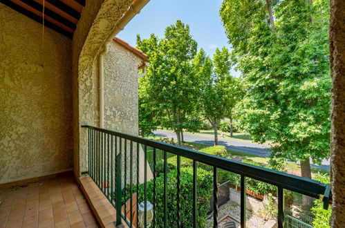 Foto 19 - Casa con 2 camere da letto a Saint-Cyprien con terrazza e vista mare