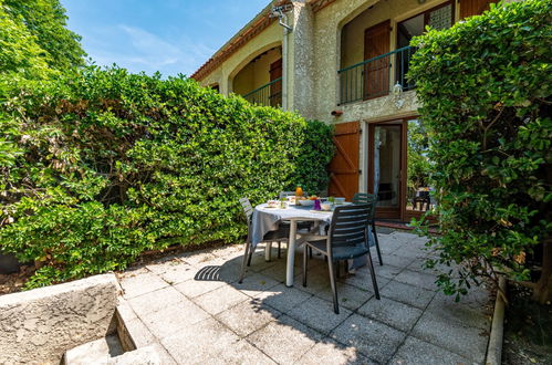 Foto 18 - Haus mit 2 Schlafzimmern in Saint-Cyprien mit terrasse und blick aufs meer