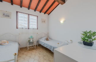 Foto 3 - Casa con 2 camere da letto a Saint-Cyprien con terrazza e vista mare