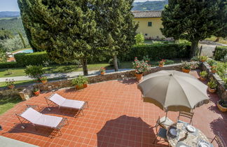 Photo 3 - 2 bedroom Apartment in Impruneta with swimming pool and garden