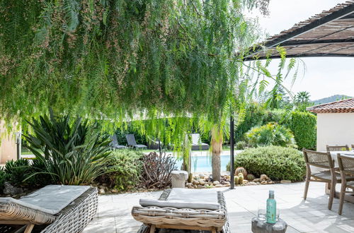 Photo 30 - Maison de 4 chambres à Saint-Cyr-sur-Mer avec piscine privée et jardin