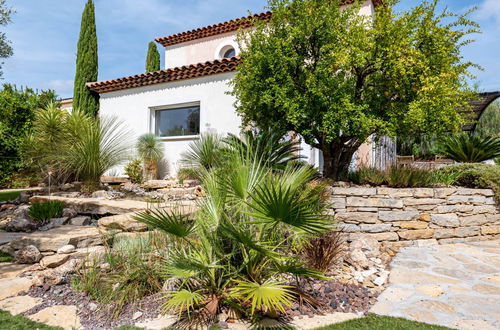 Photo 32 - Maison de 4 chambres à Saint-Cyr-sur-Mer avec piscine privée et jardin