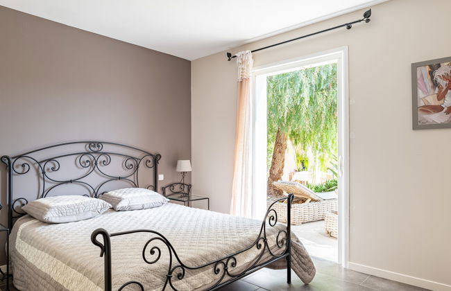 Casa de 5 quartos em Saint-Cyr-sur-Mer com piscina privada e jardim - Foto 15