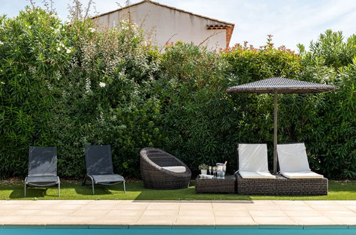 Photo 25 - 4 bedroom House in Saint-Cyr-sur-Mer with private pool and garden