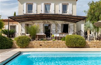 Foto 1 - Casa de 4 habitaciones en Saint-Cyr-sur-Mer con piscina privada y vistas al mar