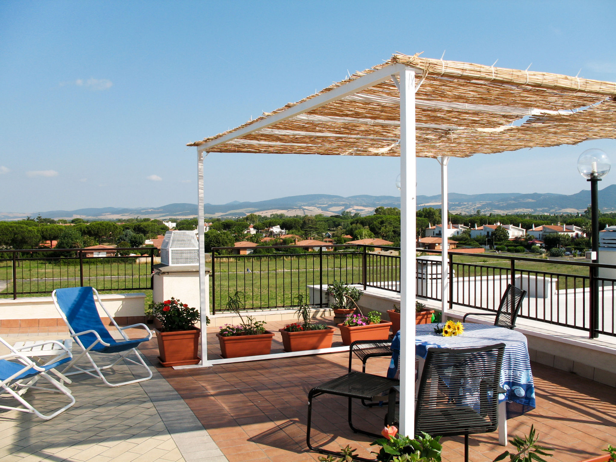 Photo 17 - Appartement de 2 chambres à Cerveteri avec jardin et terrasse