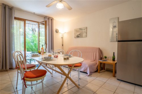 Foto 7 - Apartamento de 2 quartos em Fréjus com jardim e vistas do mar