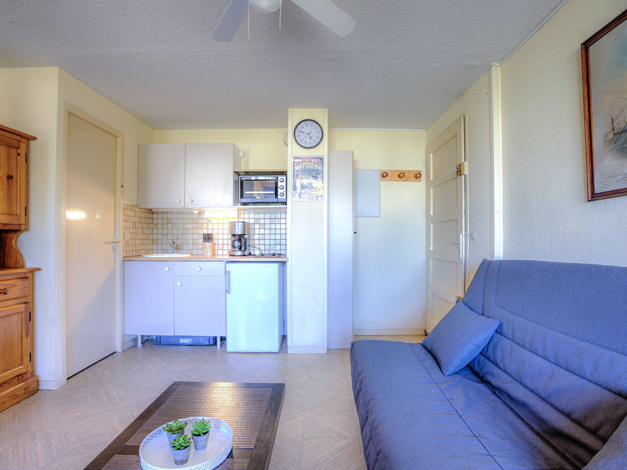 Foto 7 - Appartamento con 2 camere da letto a Saint-Cyprien con vista mare