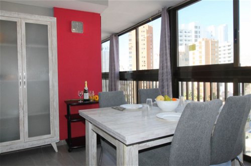 Foto 9 - Appartamento con 2 camere da letto a Benidorm con piscina e vista mare