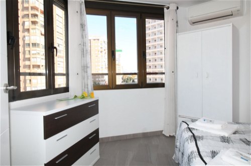 Photo 13 - 2 bedroom Apartment in Benidorm with swimming pool and sea view