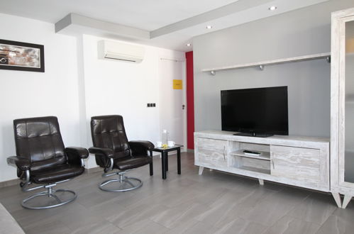 Foto 6 - Apartamento de 2 habitaciones en Benidorm con piscina