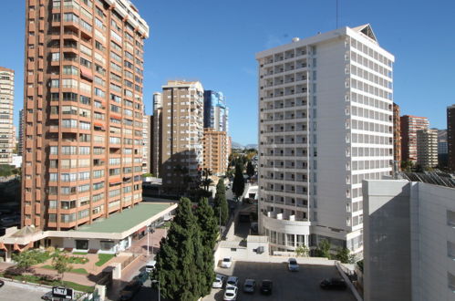 Foto 17 - Appartamento con 2 camere da letto a Benidorm con piscina