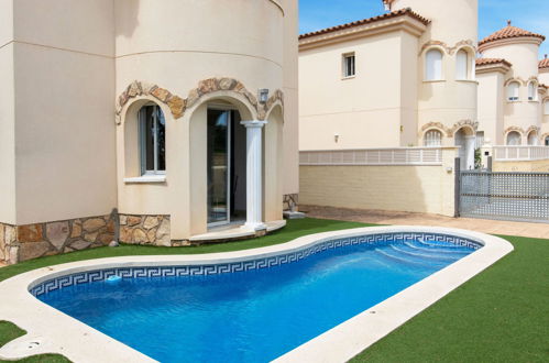 Foto 6 - Casa de 3 habitaciones en Mont-roig del Camp con piscina privada y jardín