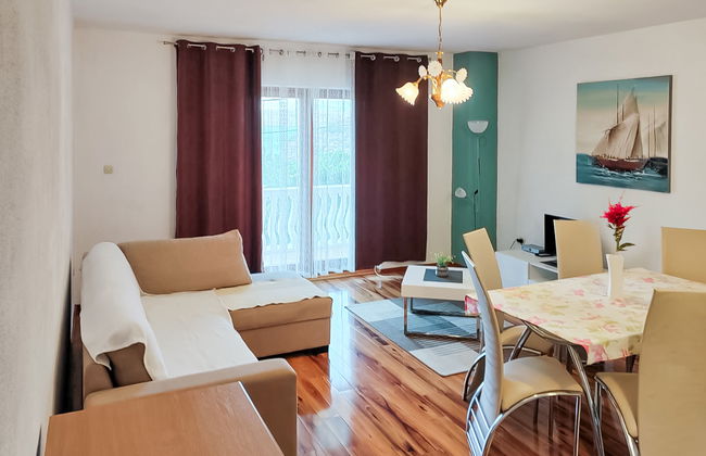 3 bedroom Apartment in Karlobag with terrace - Photo 2