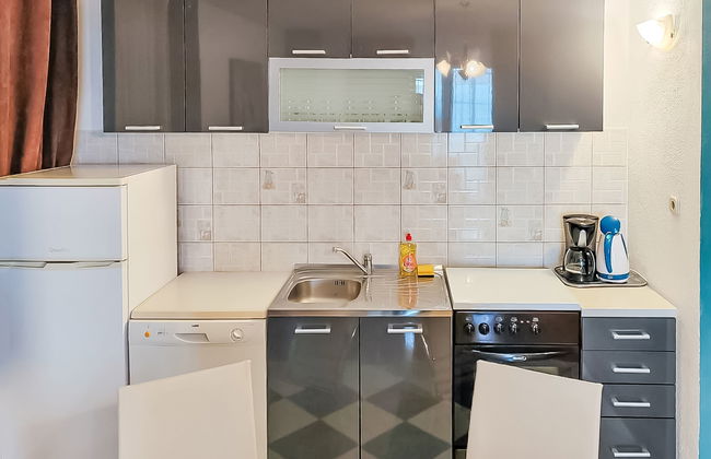 3 bedroom Apartment in Karlobag with terrace - Photo 9