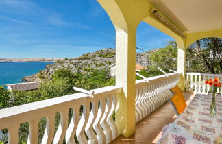 Photo 1 - 2 bedroom Apartment in Karlobag with terrace and sea view