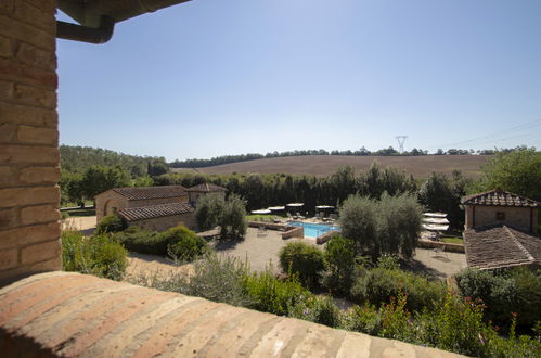 Foto 5 - Casa de 10 habitaciones en Colle di Val d'Elsa con piscina privada y jardín