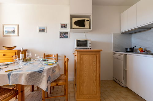 Photo 8 - Apartment in Le Grau-du-Roi with terrace and sea view