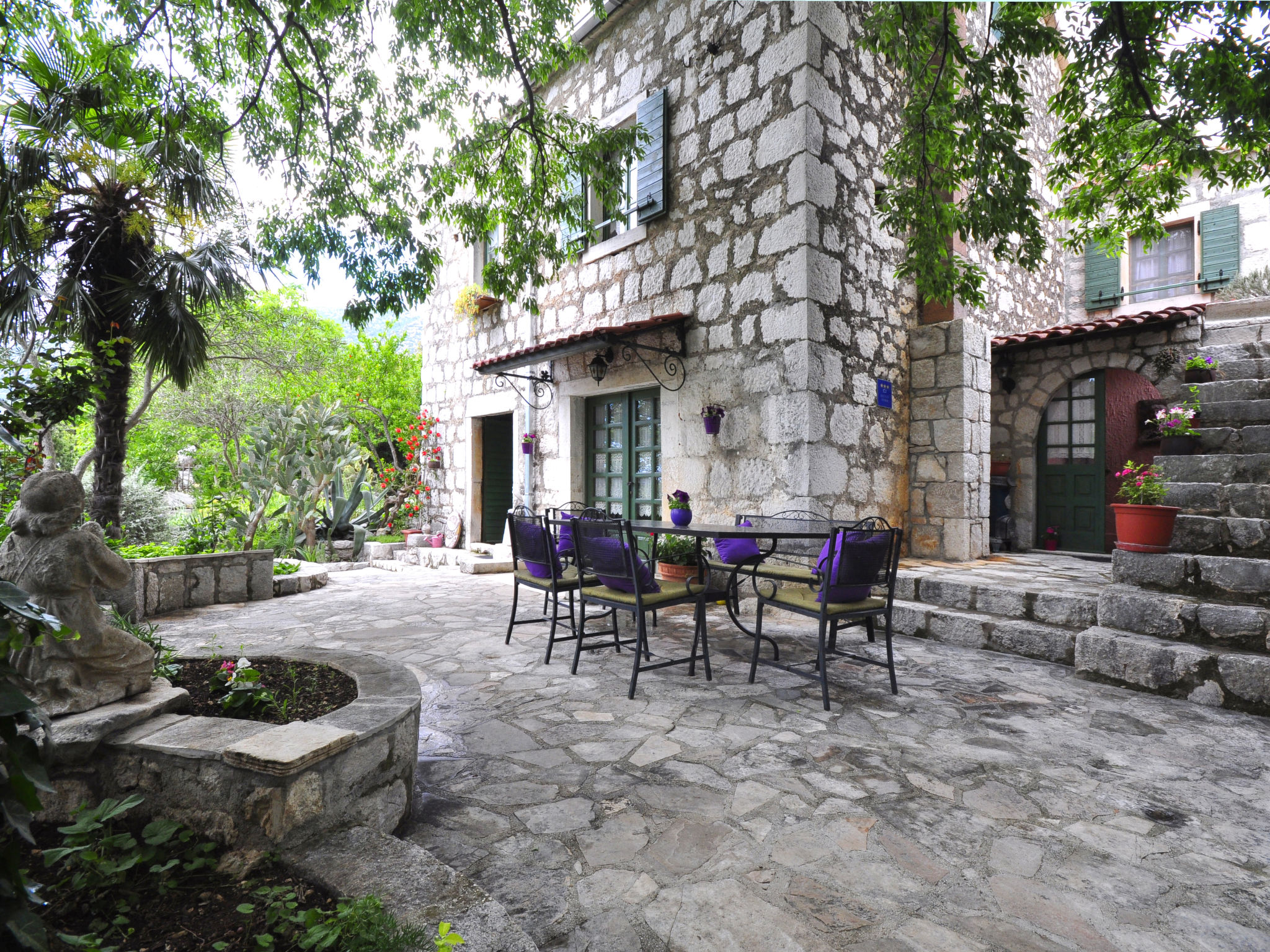 Photo 5 - 2 bedroom House in Ploče with private pool and garden