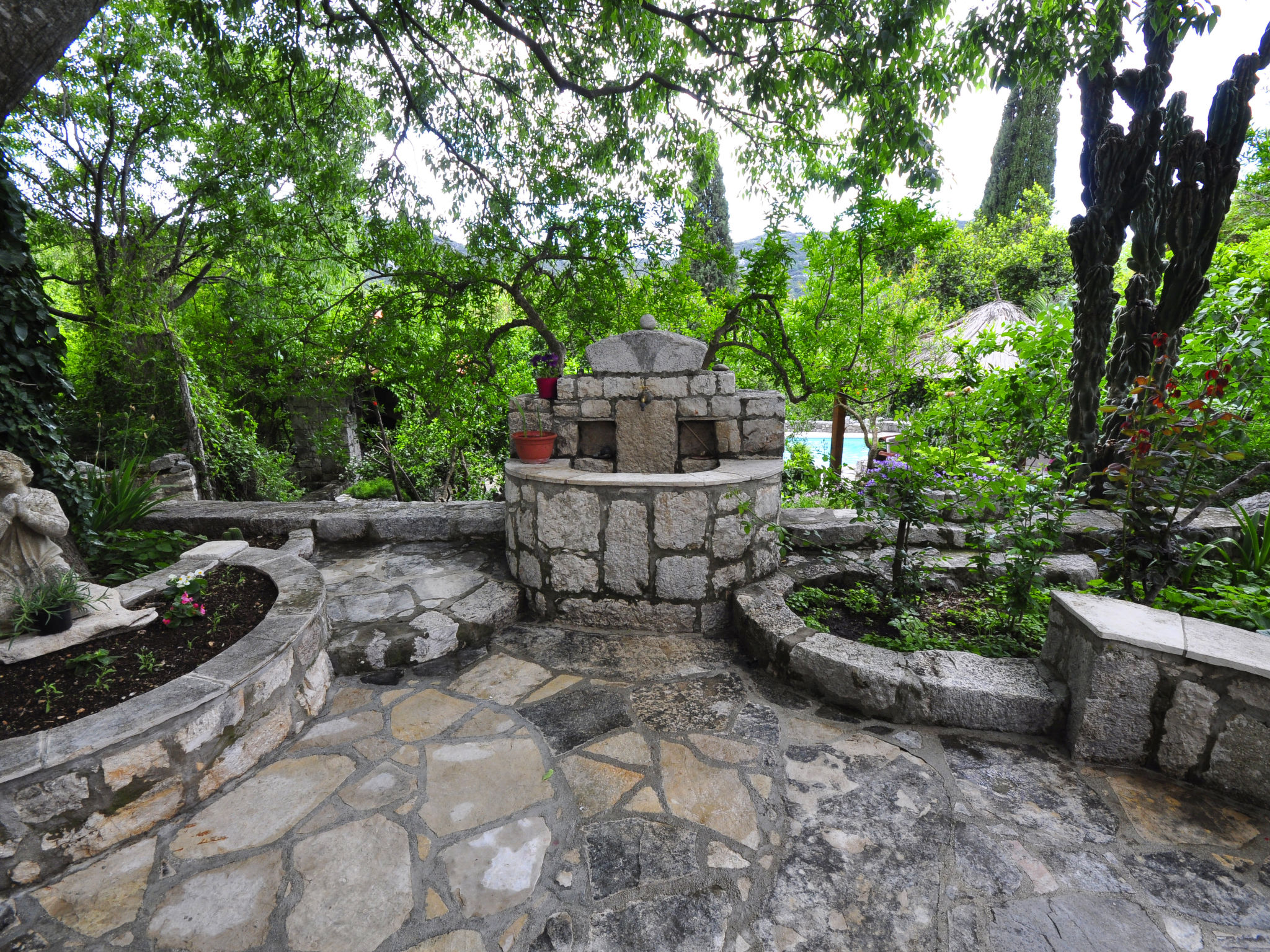 Photo 8 - Maison de 2 chambres à Ploče avec piscine privée et jardin