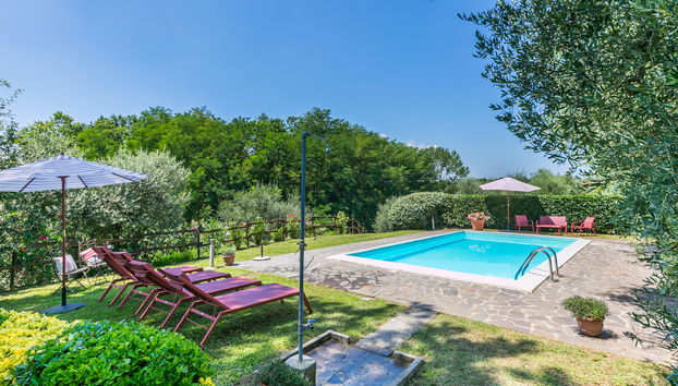 Casa de 3 quartos em Santa Maria a Monte com piscina privada e jardim - Foto 2