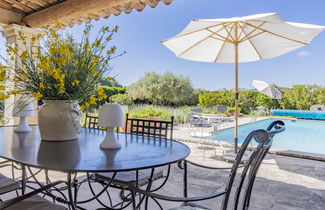 Foto 2 - Casa con 2 camere da letto a Villelaure con piscina privata e giardino