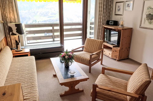 Photo 2 - 2 bedroom Apartment in Disentis/Mustér with swimming pool and garden