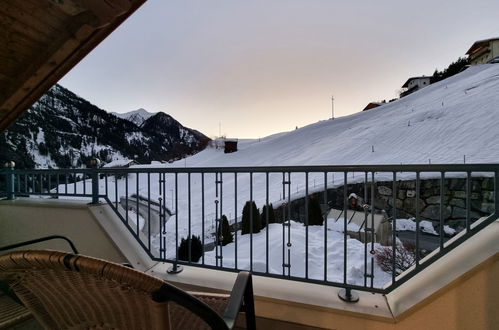 Foto 9 - Appartamento con 4 camere da letto a Kappl con terrazza e vista sulle montagne