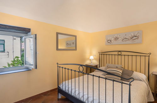 Foto 6 - Appartamento con 3 camere da letto a Dolcedo con giardino