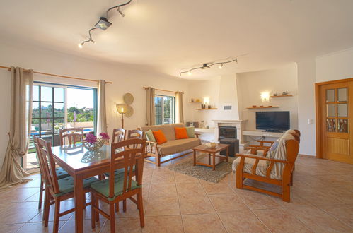 Photo 6 - 3 bedroom House in Lagoa with private pool and garden