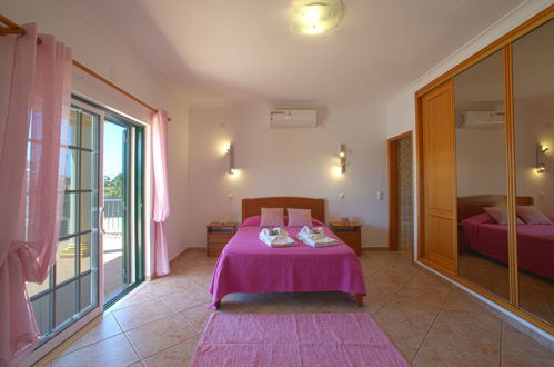 Photo 10 - 3 bedroom House in Lagoa with private pool and sea view
