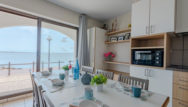 3 bedroom Apartment in Le Barcarès with swimming pool and terrace - Photo 3