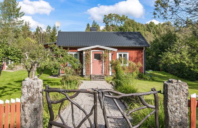 Casa de 3 quartos em Tving com jardim - Foto 1