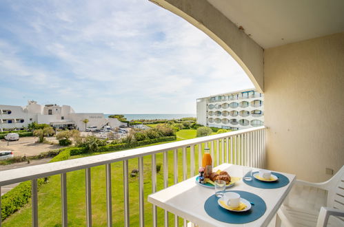 Photo 1 - 1 bedroom Apartment in La Grande-Motte with terrace and sea view